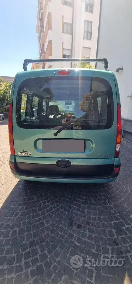 Usata Renault Kangoo 82 CV (60 kW) 2004 Bluazzurro Monovolume