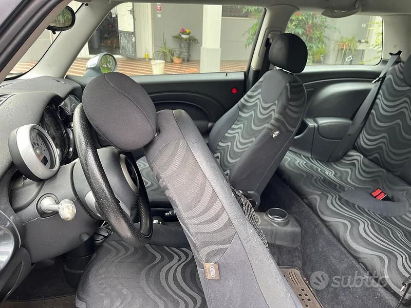 Usata Mini ONE 2004 Grigio Utilitaria