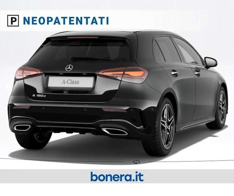 Nuova Mercedes A180 116 CV (85 kW) 2026 Nero notte Berlina