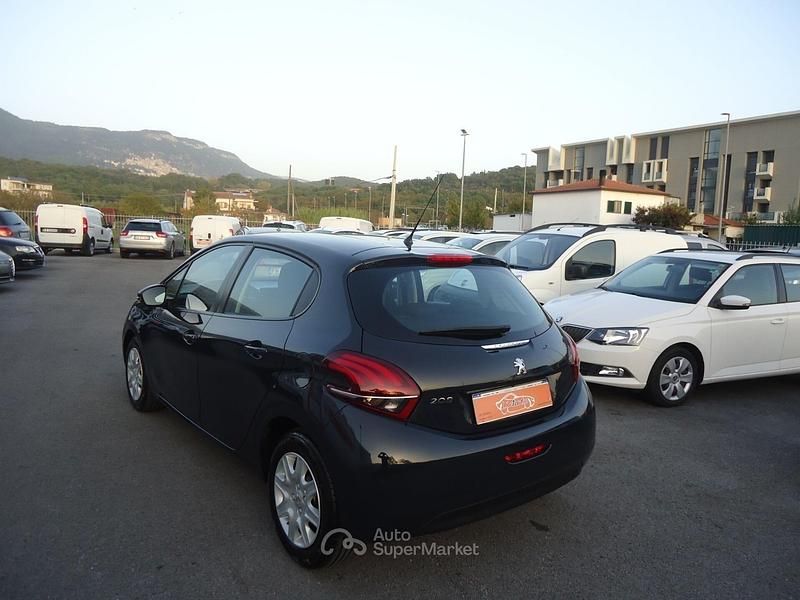 Occasion Peugeot 208 Active 75 PK (55 kW) 2017 Grijs Hatchback