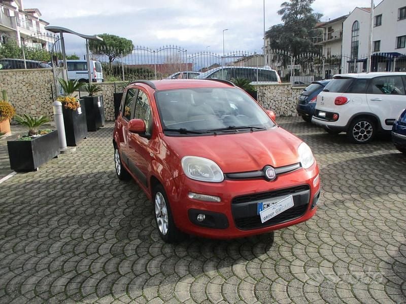 Usata Fiat Panda Lounge 85 CV (62 kW) 2013 Rosso Berlina