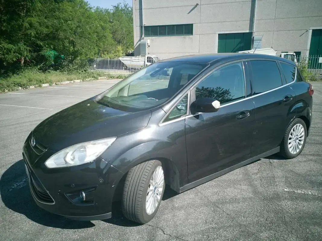 Usata Ford C-MAX Titanium 116 CV (85 kW) 2012 Nero Monovolume