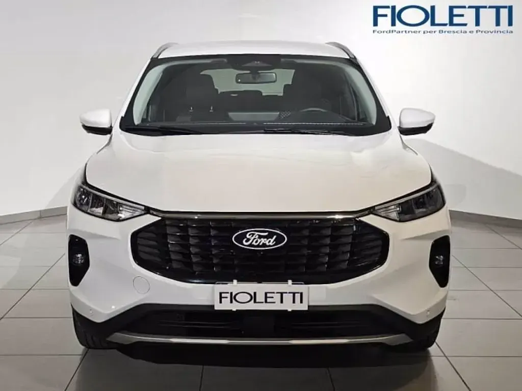 Usata Ford Kuga Titanium 243 CV (178 kW) 2025 Bianco SUV