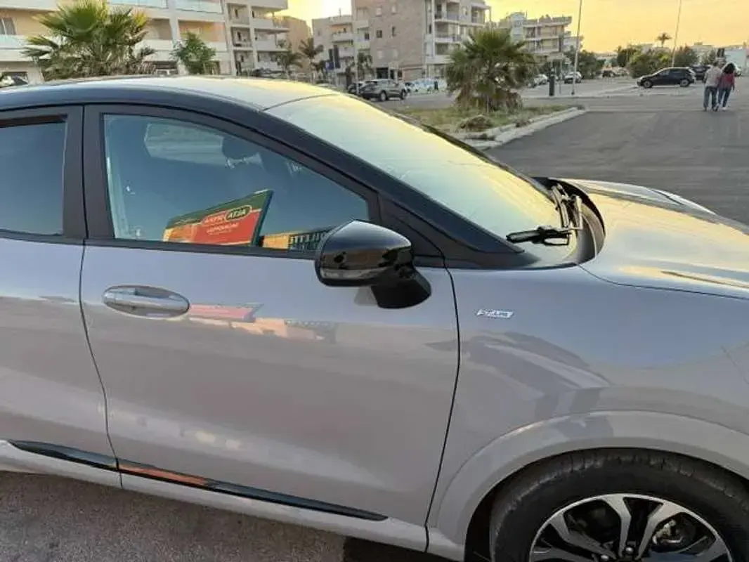 Usata Ford Puma ST-Line 125 CV (91 kW) 2023 Grigio SUV