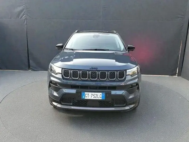 Usata Jeep Compass Summit 131 CV (96 kW) 2024 Blu SUV