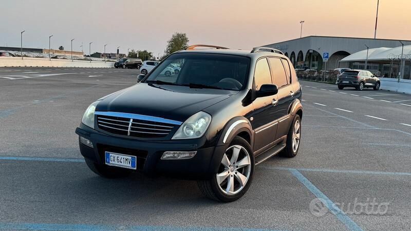 Usata 2006 Ssangyong Rexton SUV | 1900 € (Buon prezzo) - Immagine 1/4