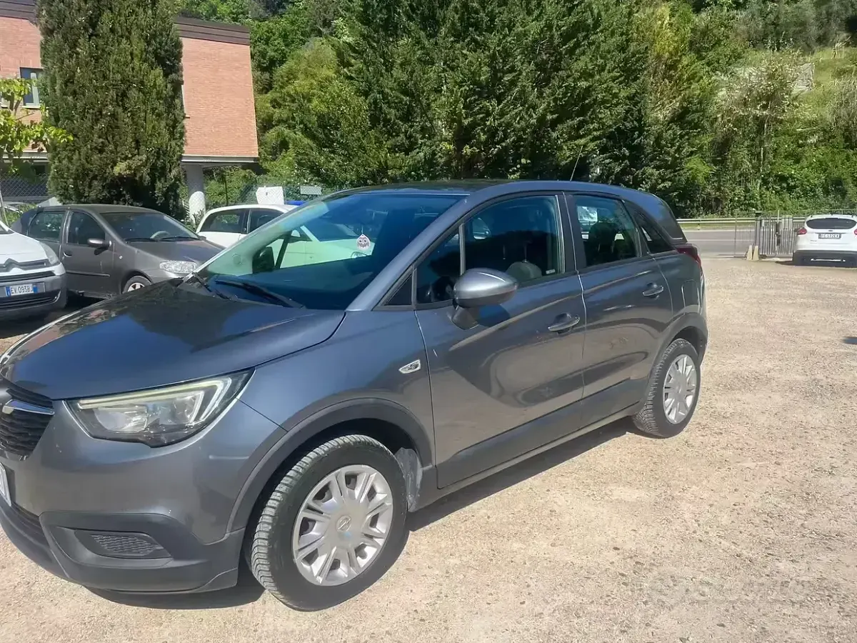 Begagnad Opel Crossland X Ultimate 99 HK (72 kW) 2017 Lila SUV