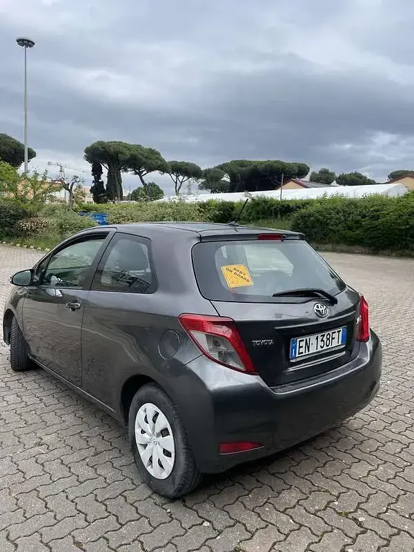 Occasion Toyota Yaris Active 69 ch (50 kW) 2012 Citadine