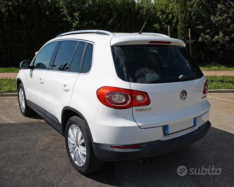 Usata VW Tiguan Sportline 140 CV (102 kW) 2009 Bianco SUV