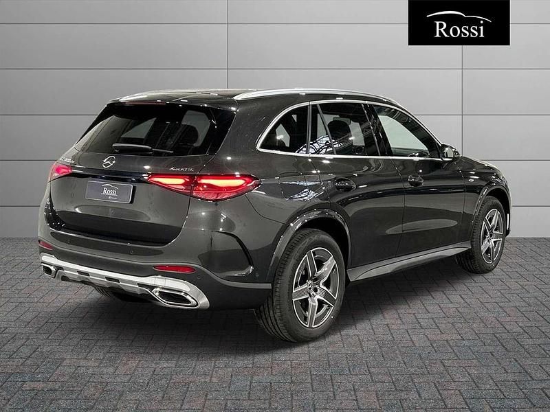 Nuova Mercedes GLC300 197 CV (144 kW) 2026 Grigio grafite SUV