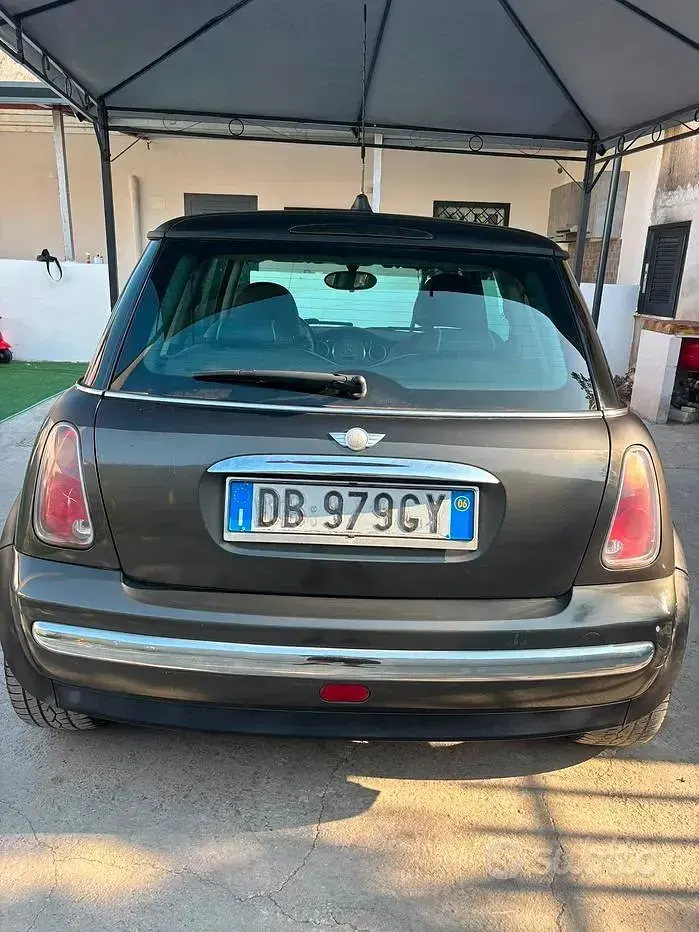 Usata Mini ONE 88 CV (64 kW) 2006 Marrone Utilitaria