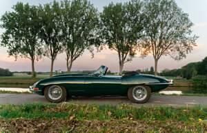 Usata Jaguar E-Type 269 CV (197 kW) 1966 Verde Cabrio