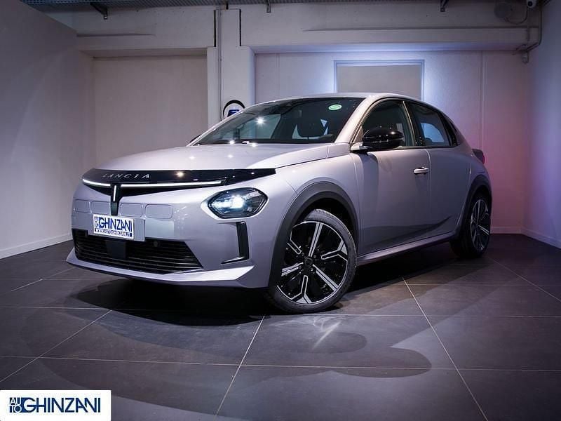 Nuova Lancia Ypsilon 61 kW (84 CV) 2025 Grigio Utilitaria