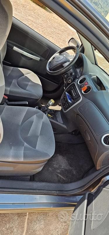 Usata Citroën C2 60 CV (44 kW) 2007 Grigio Utilitaria