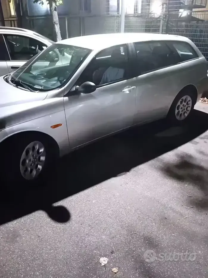 Usata Alfa Romeo 156 116 CV (85 kW) 2001 Grigio Station wagon