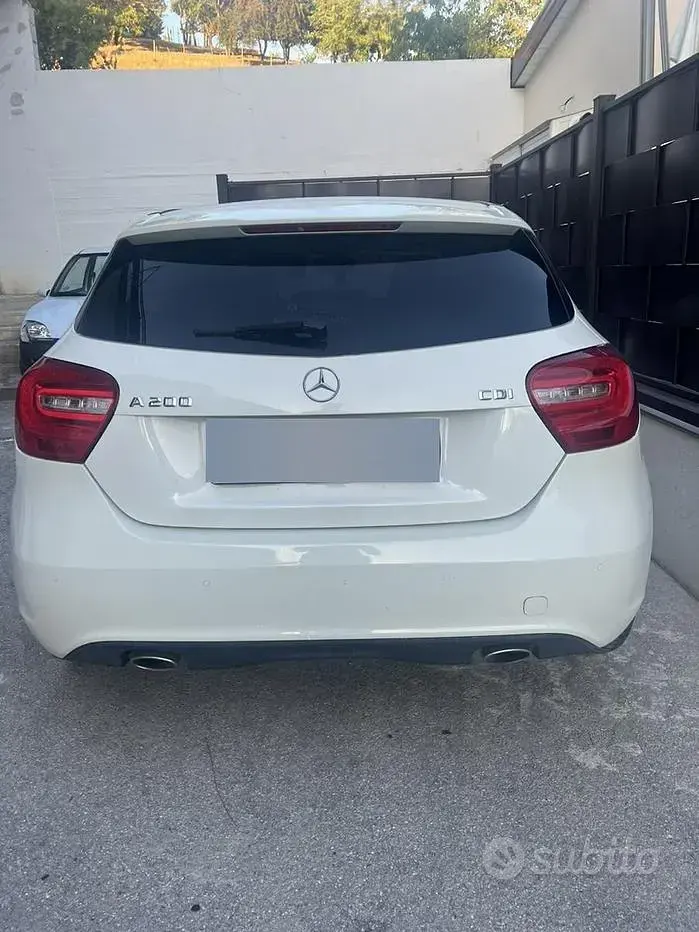 Usata Mercedes A200 136 CV (100 kW) 2013 Bianco Utilitaria