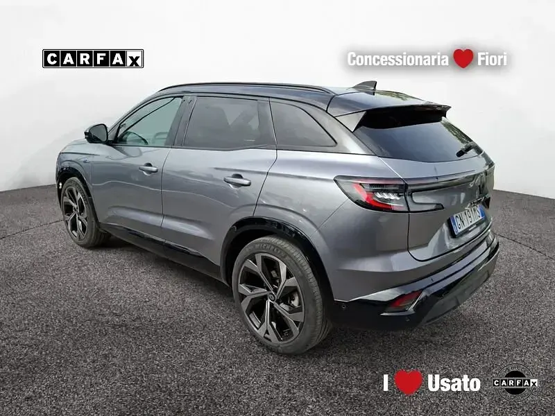 Usata Renault Austral Iconic 199 CV (146 kW) 2023 Grigio SUV