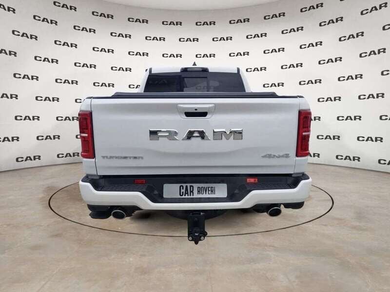 Usata Dodge Ram 540 CV (397 kW) 2024 Argento Pick-up