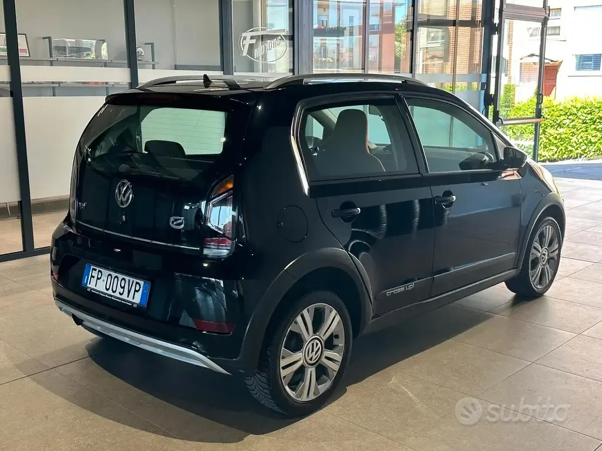 Usata VW up! 75 CV (55 kW) 2018 Nero Utilitaria