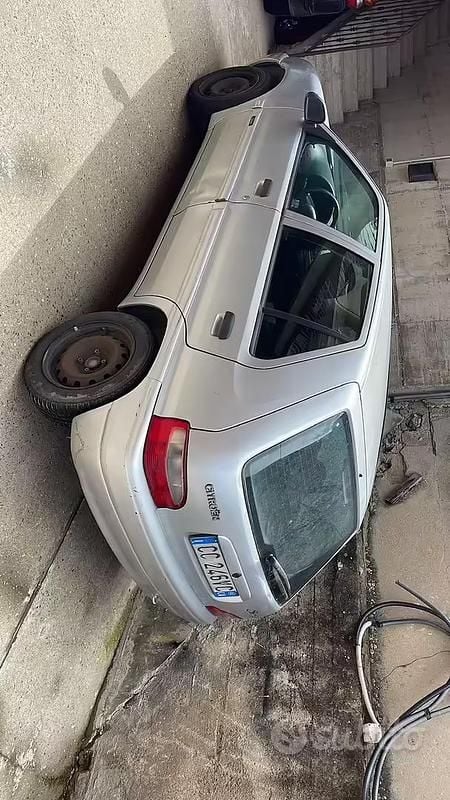 Usata Citroën Saxo 57 CV (41 kW) 2002 Utilitaria