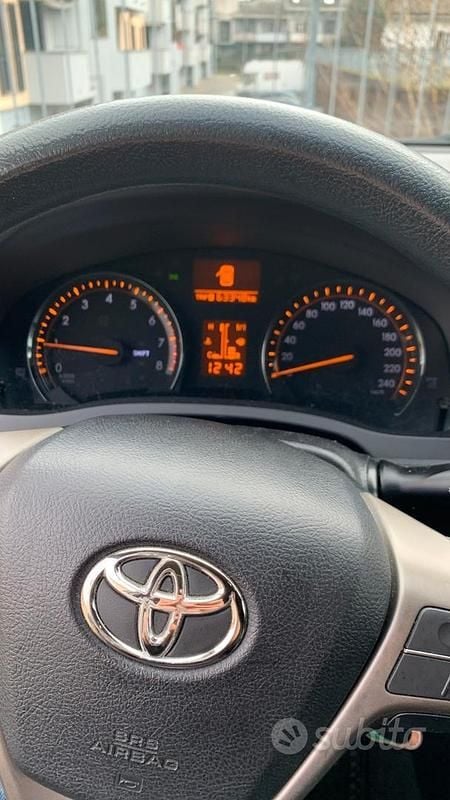 Usata Toyota Avensis 2012 Station wagon