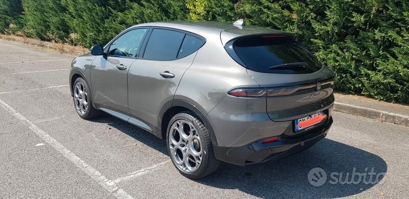 Usata Alfa Romeo Tonale 131 CV (96 kW) 2023 Grigio SUV