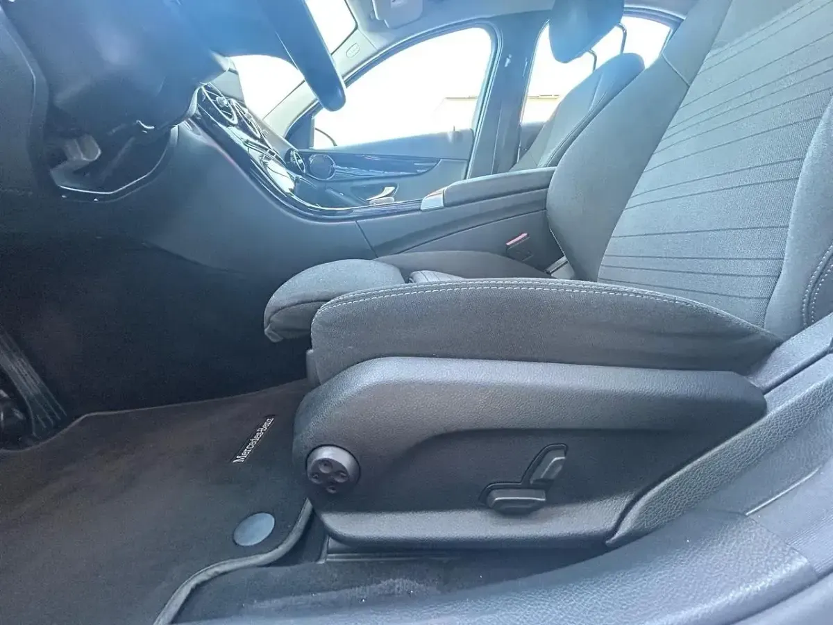 Usata Mercedes C220 194 CV (142 kW) 2021 Argento Berlina