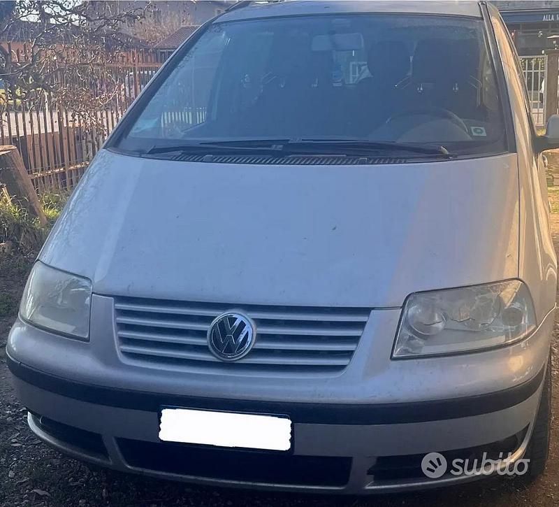Usata VW Sharan 2003 Grigio Monovolume
