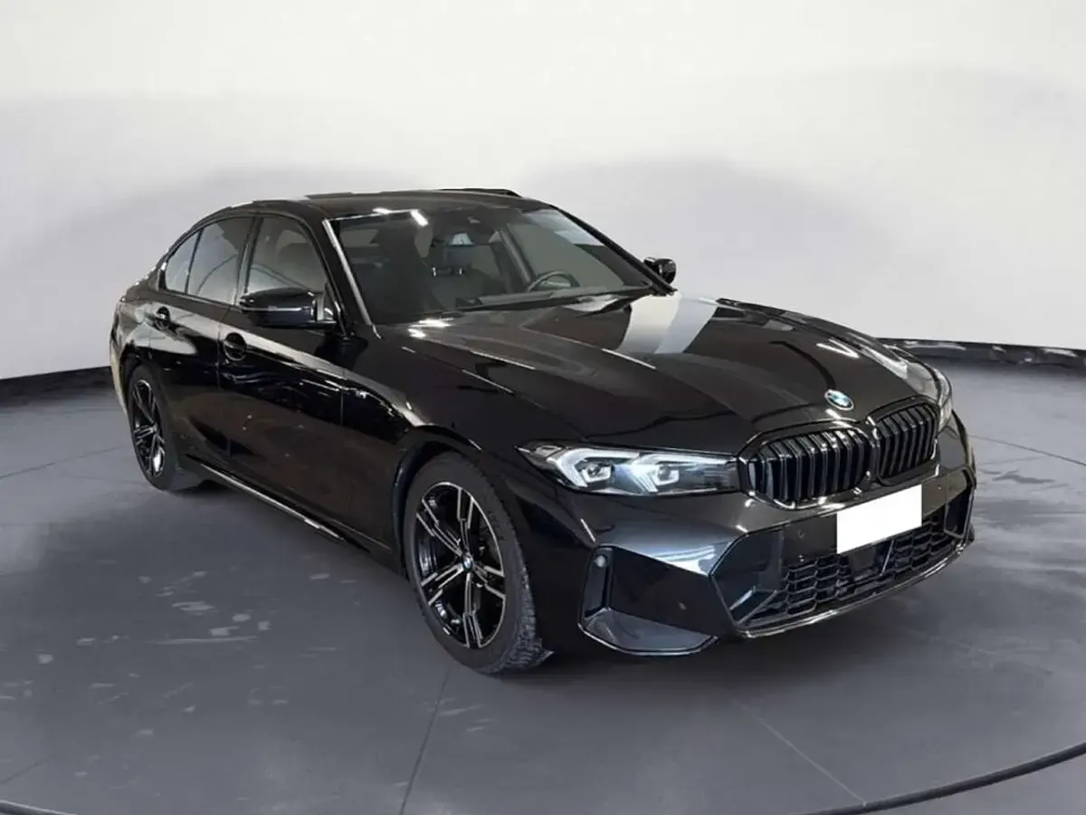 Usata BMW 320 M Sport 190 CV (139 kW) 2025 Black (pastello) Berlina