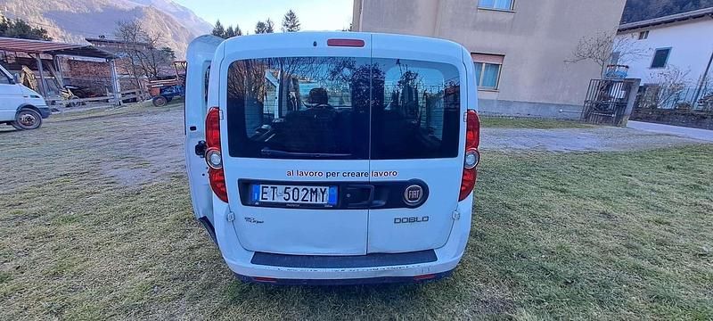 Usata Fiat Doblò Dynamic 90 CV (66 kW) 2013 Monovolume