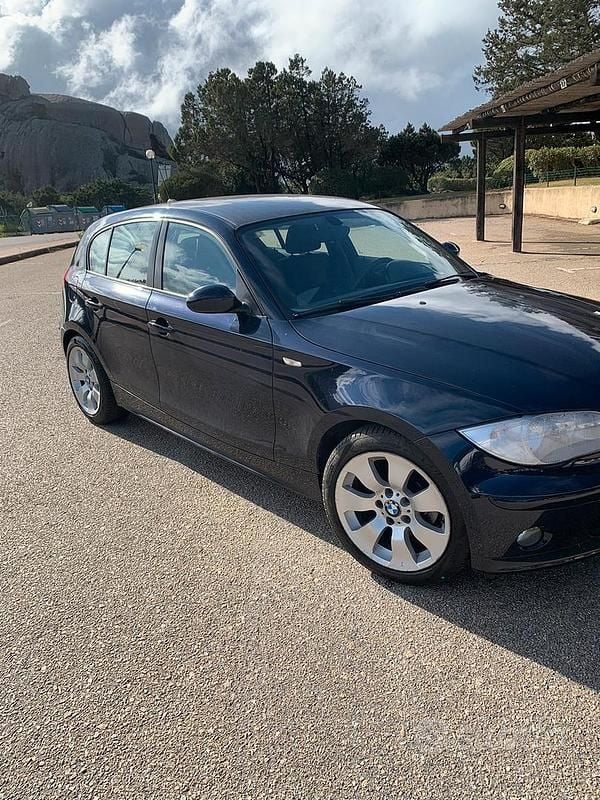 Usata BMW 118 2006 Blu Utilitaria
