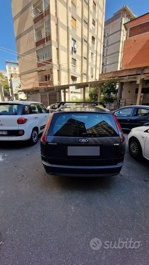 Usata Ford Focus 90 CV (66 kW) 2007 Blu Station wagon