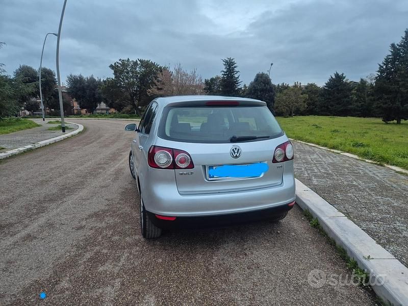 Usata VW Golf IV 105 CV (77 kW) 2006 Argento Berlina
