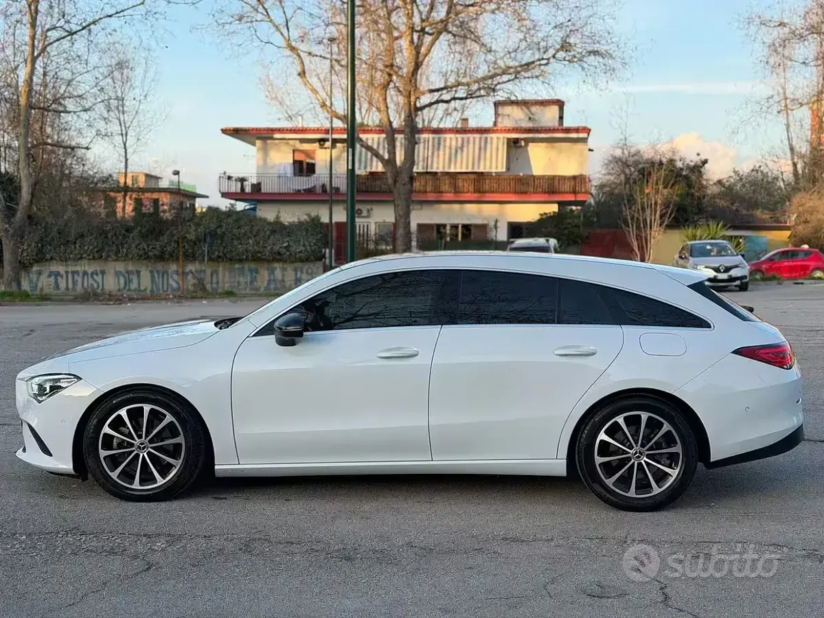 Usata Mercedes CLA200 150 CV (110 kW) 2021 Bianco Coupé