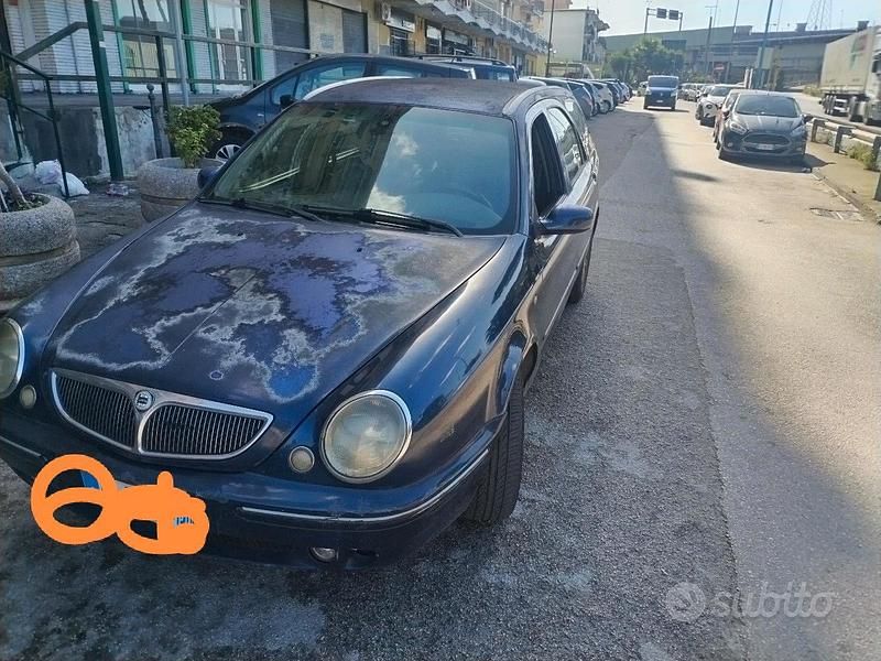 Usata Lancia Lybra 2000 Blu Berlina