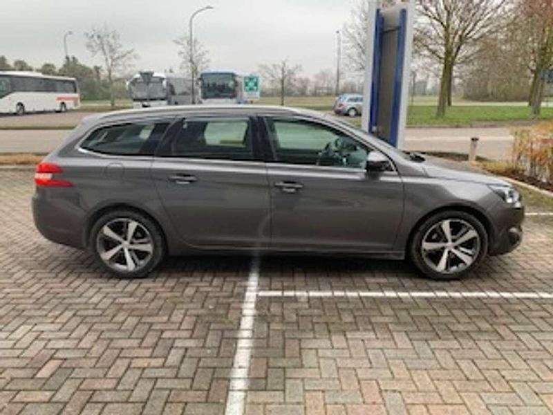 Usata Peugeot 308 Allure 120 CV (88 kW) 2016 Grigio Station wagon