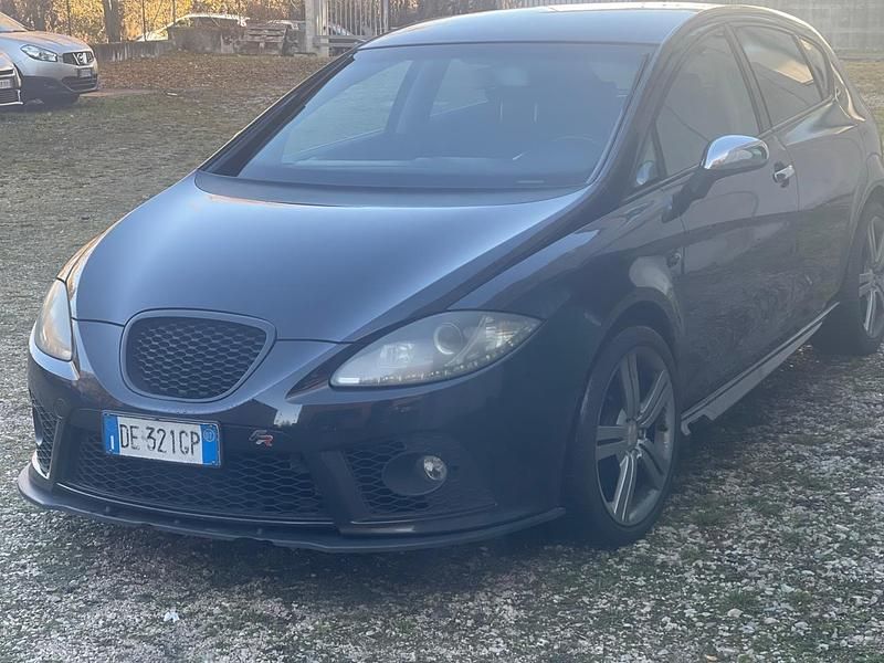 Usata Seat Leon FR 169 CV (124 kW) 2007 Nero Utilitaria