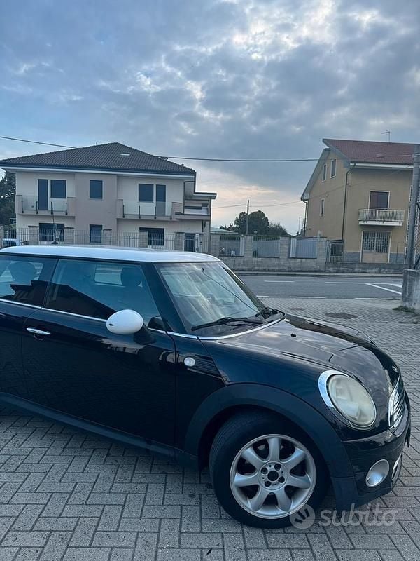 Usado Mini Cooper 120 HP (88 kW) 2009 Preto Citadino