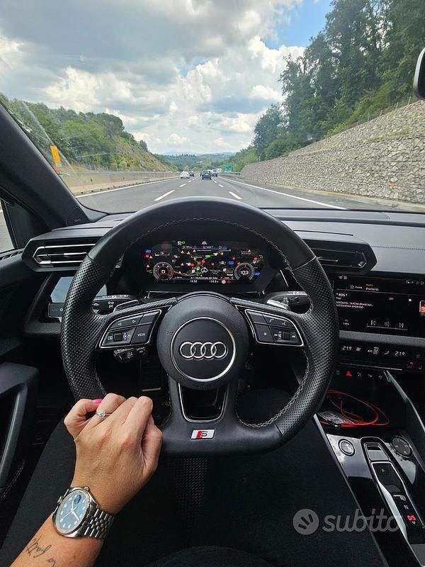 Usata Audi A3 S-Line 150 CV (110 kW) 2024 Verde Berlina