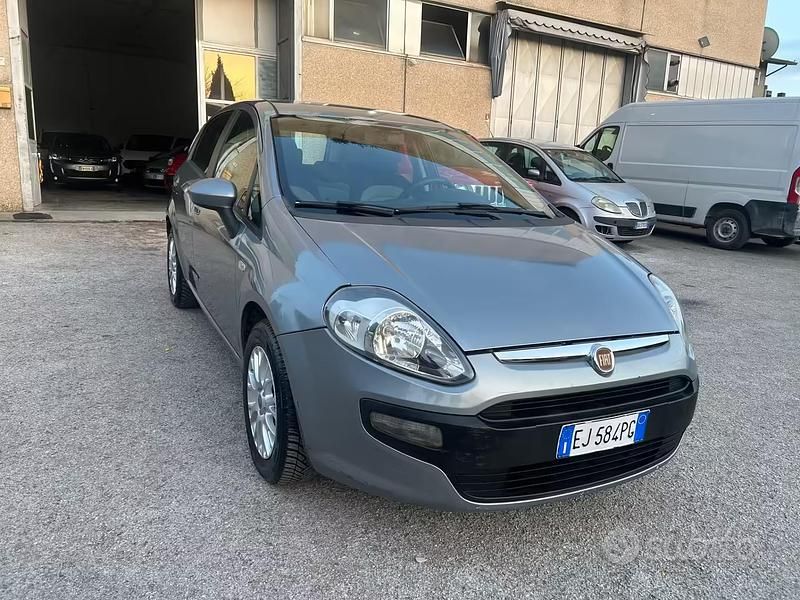 Usata Fiat Punto Evo S 95 CV (69 kW) 2011 Grigio Utilitaria