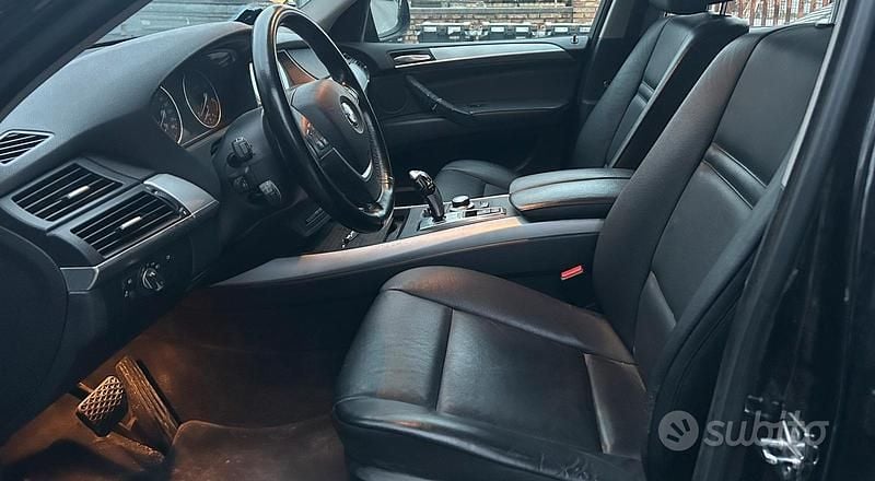 Begagnad BMW X5 235 HK (172 kW) 2008 Svart SUV
