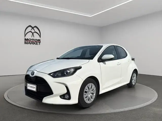 Usata Toyota Yaris Hybrid Business Edition 116 CV (85 kW) 2022 Berlina