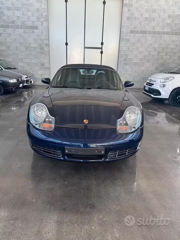 Usata Porsche Boxster 252 CV (185 kW) 2001 Blu Cabrio