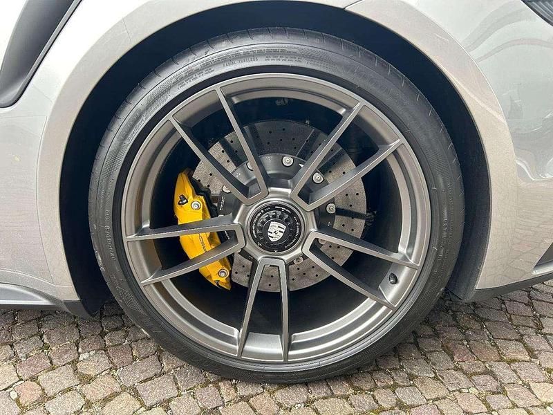 Usata Porsche 911 Turbo S 650 CV (478 kW) 2021 Argento metallizzato Coupé