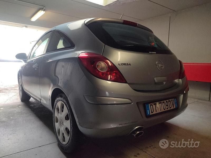 Usata Opel Corsa 80 CV (58 kW) 2008 Grigio Utilitaria