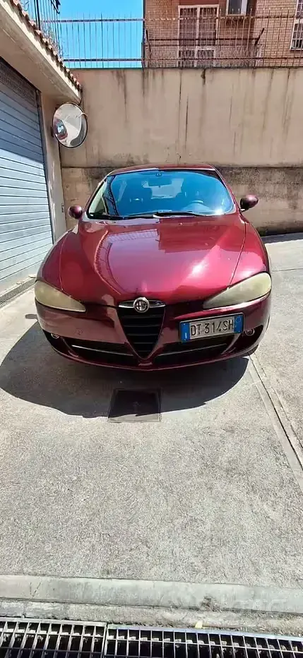 Usata Alfa Romeo 147 120 CV (88 kW) 2008 Rosso Utilitaria