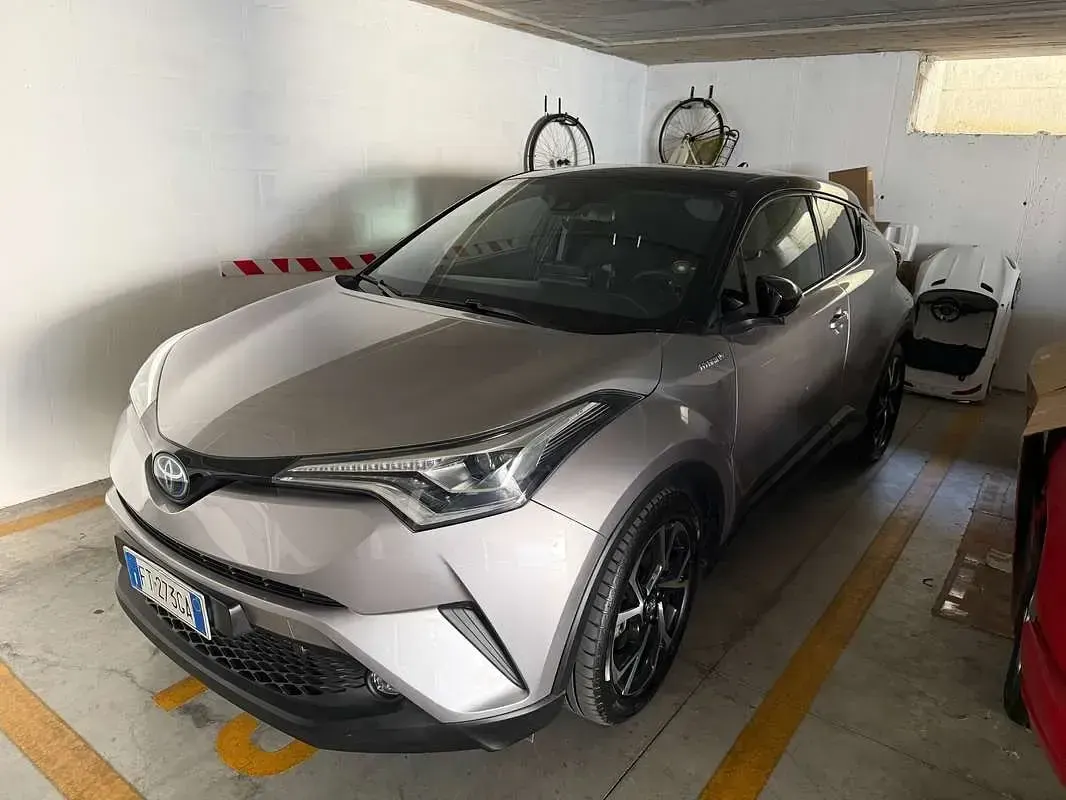 Usata Toyota C-HR Style 98 CV (72 kW) 2019 Grigio SUV