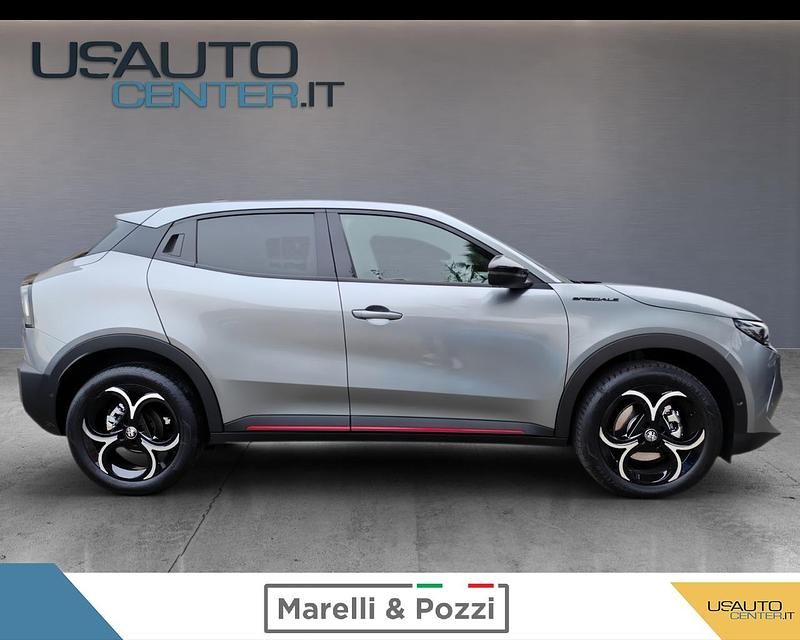 Usata Alfa Romeo Junior Edizione Speciale 145 CV (106 kW) 2025 Bianco SUV