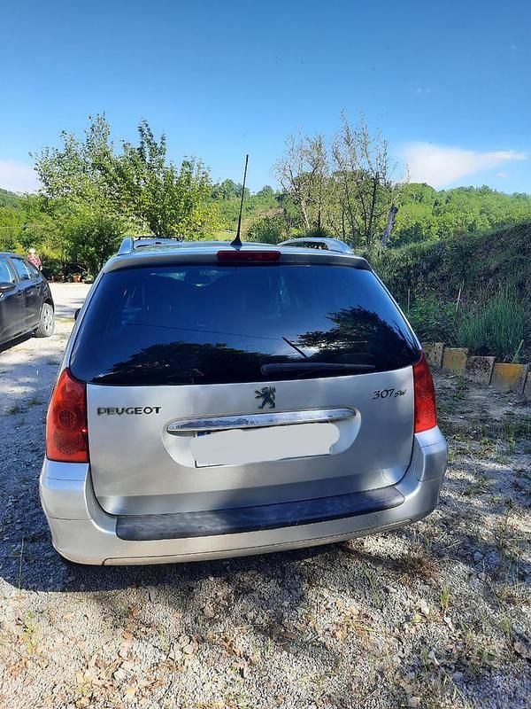 Usata Peugeot 307 135 CV (99 kW) 2006 Grigio Station wagon