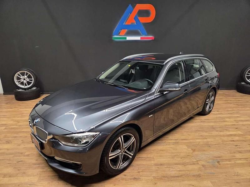 Usata BMW 318 Efficient Dynamics 143 CV (105 kW) 2014 Grigio Station wagon